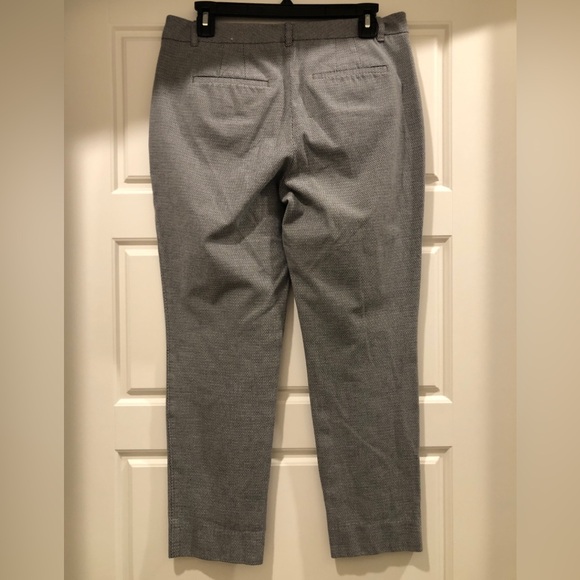 WHBM Slim Ankle Pants, Size 8 - Picture 3 of 3